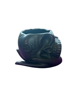 Killstar Skull Container Planter in Matte Black